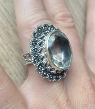 Zilveren ring met Kristal met bewerkte kop en band 17.3 mm